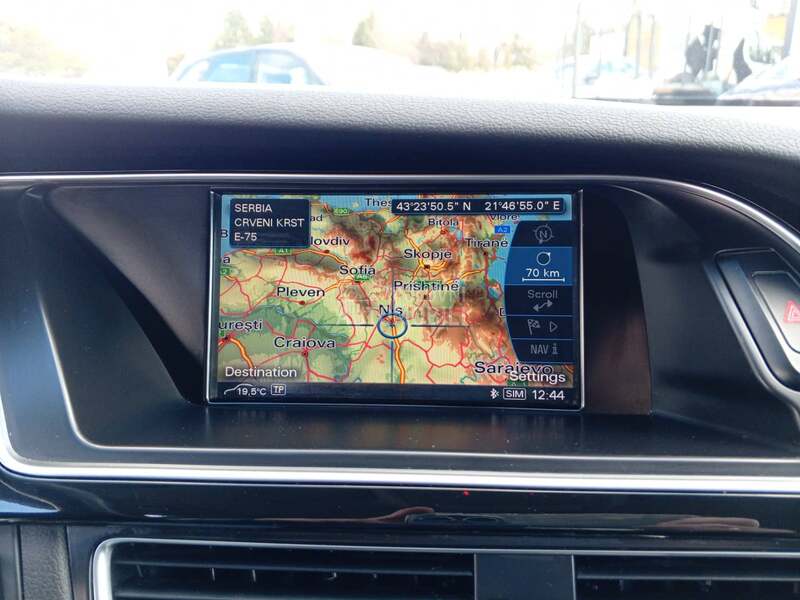 Audi A4 2.0 TDI / LED