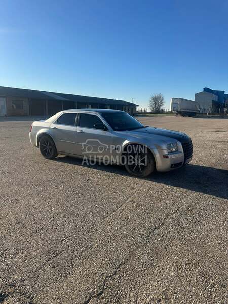 Chrysler 300C 