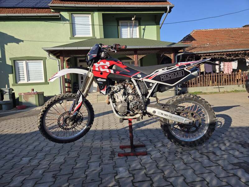 Husqvarna te 250