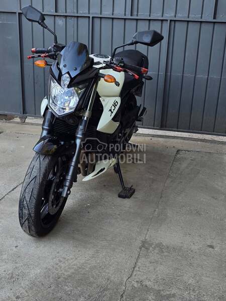 Yamaha xj6 A2