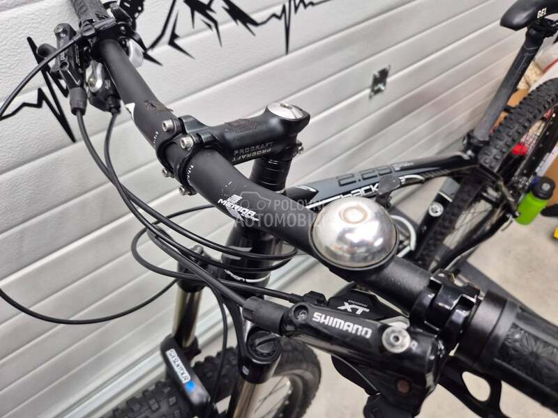 Centurion Backfire 2.29 XT vel.46cm