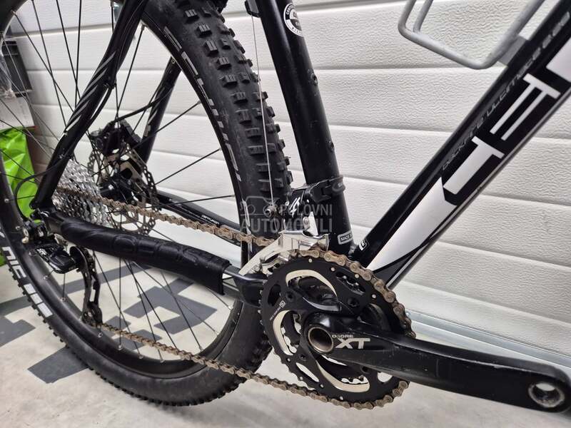 Centurion Backfire 2.29 XT vel.46cm