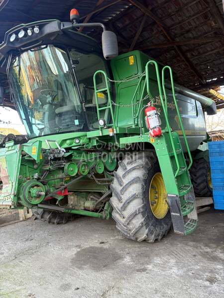 John Deere w540