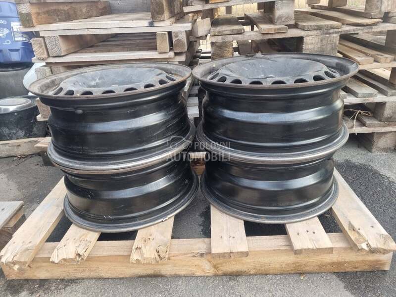 Čelične felne PASSAT 16" 5 x 112