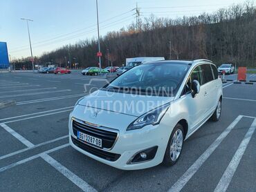 Peugeot 5008 Allure nav/kam/pano