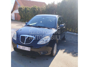 Lancia Ypsilon 
