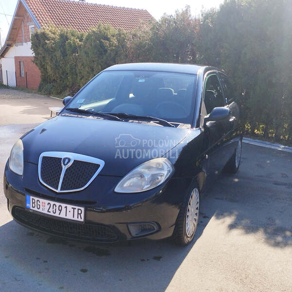 Lancia Ypsilon 