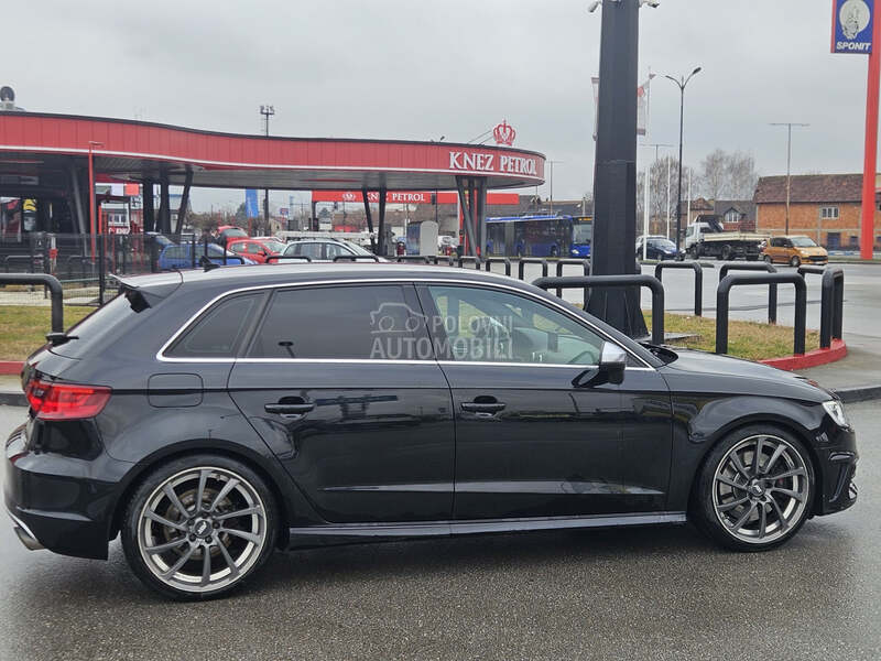 Audi S3 