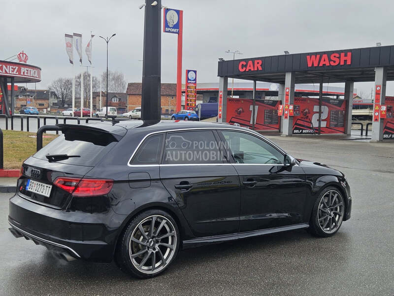 Audi S3 