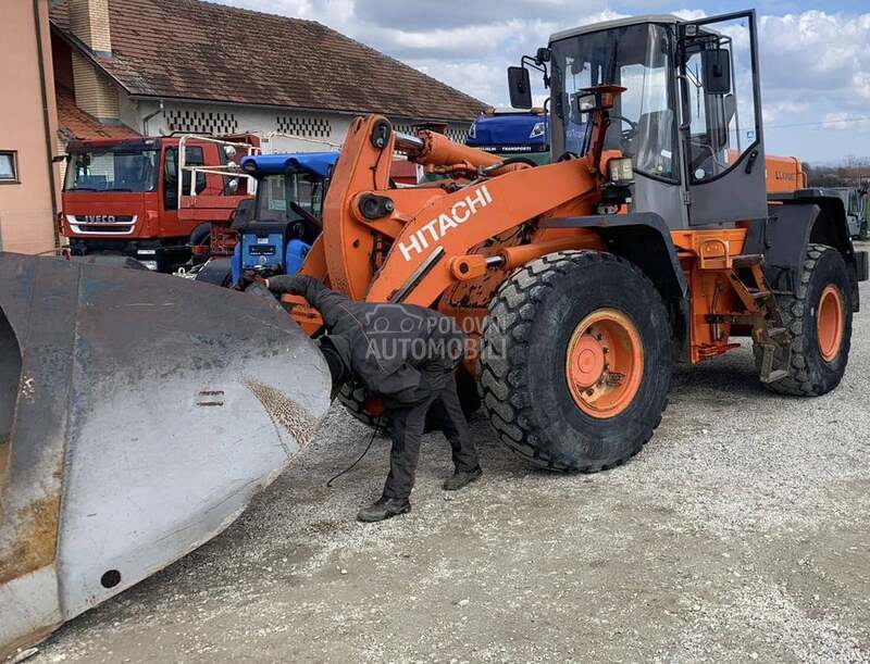 Hitachi LX170E Svajcara