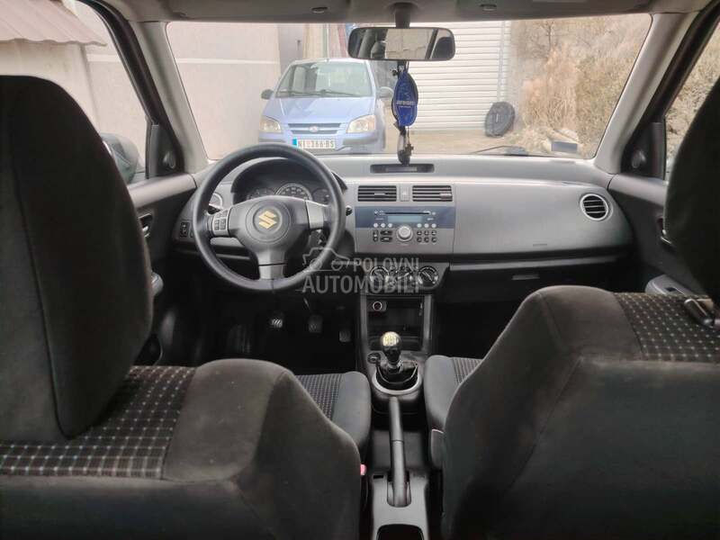 Suzuki Swift 1.3