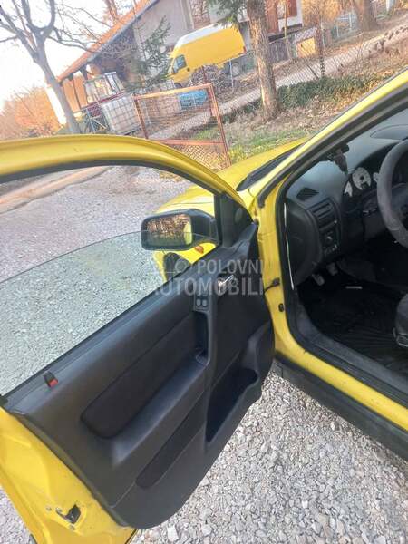 Opel Astra G 
