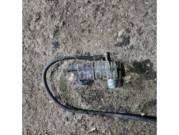 Motorić prskalica brisača za Dacia Logan od 2004. do 2012. god.