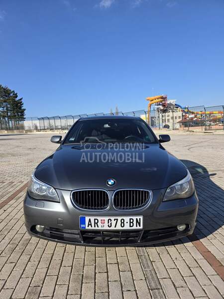 BMW 520 