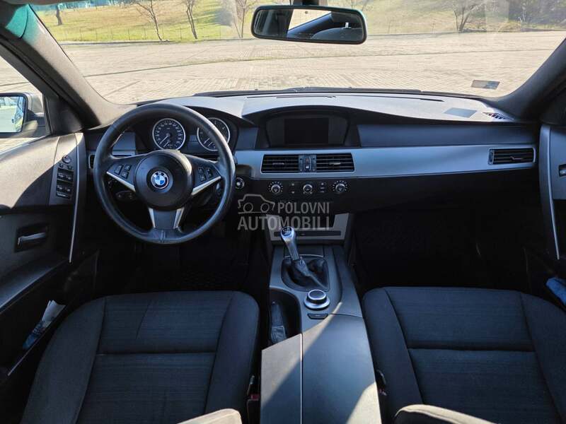 BMW 520 