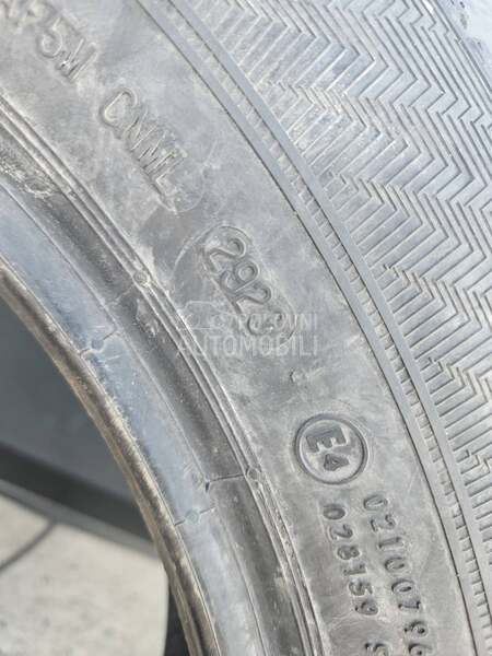 Gislaved 215/60 R16 Zimska