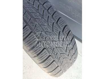 Continental 215/60 R17 Zimska