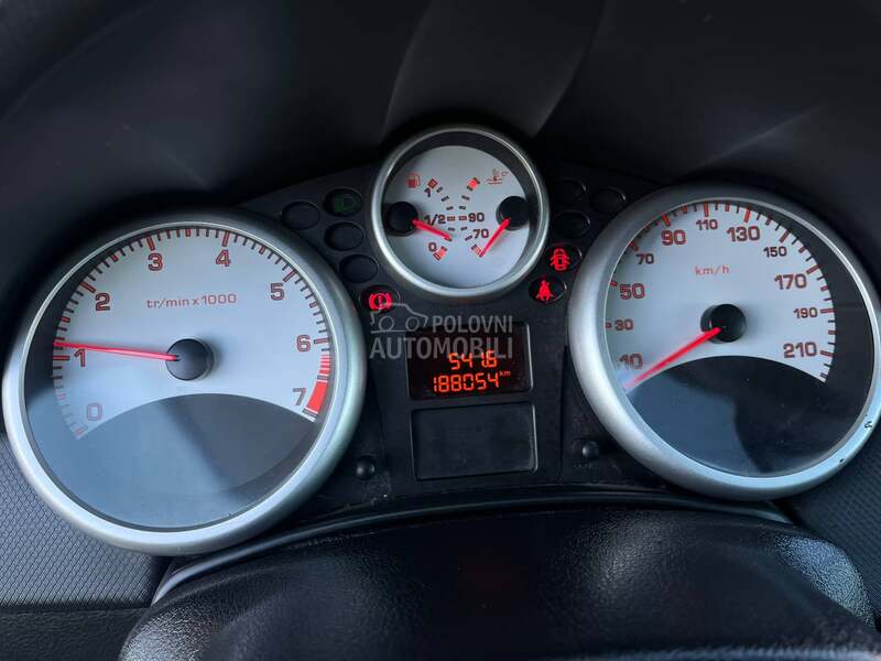 Peugeot 207 1.4b