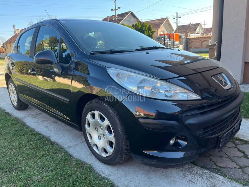 Peugeot 207 1.4b