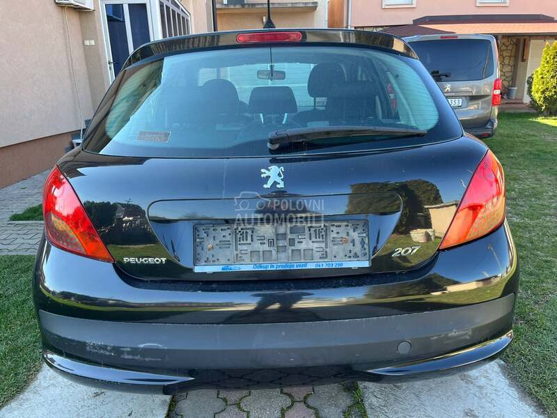Peugeot 207 1.4b