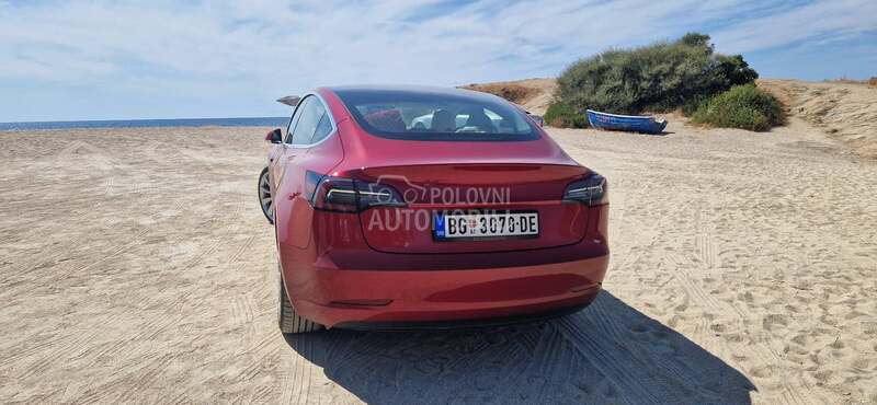Tesla Model 3 Long Range AWD