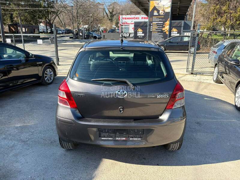Toyota Yaris 