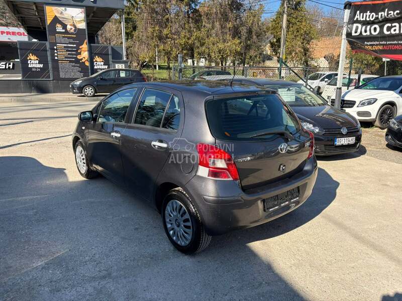 Toyota Yaris 