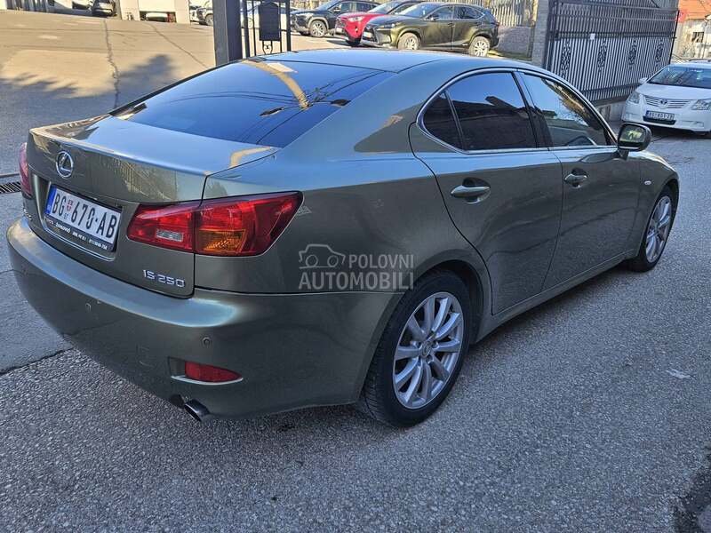 Lexus IS 250 