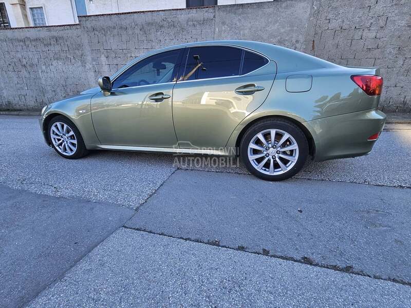 Lexus IS 250 