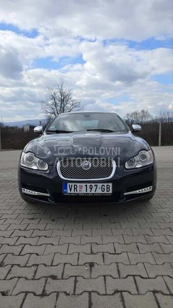 Jaguar XF 