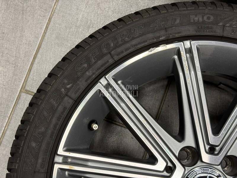 Dunlop 225/45 R17 Zimska