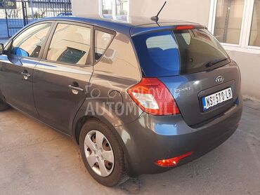 Kia cee`d 1.4 0ČUVAN 0DLIČN0