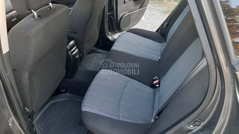 Kia cee`d 1.4 0ČUVAN 0DLIČN0