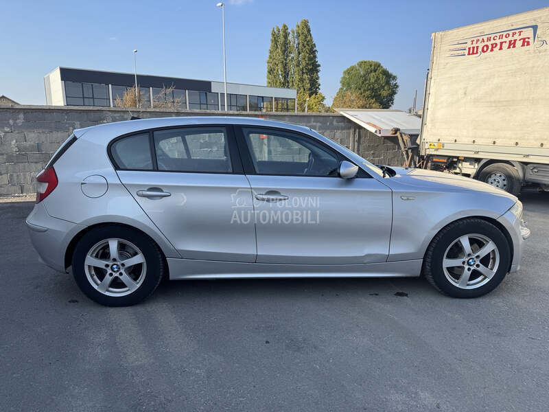 BMW 120 