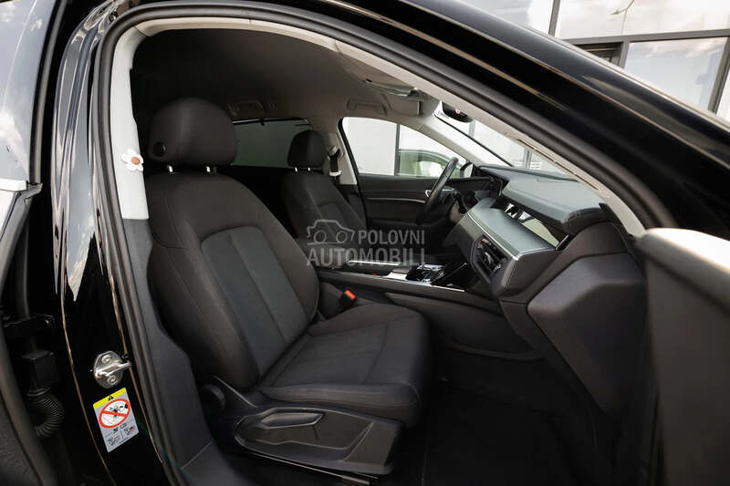 Audi e-tron 