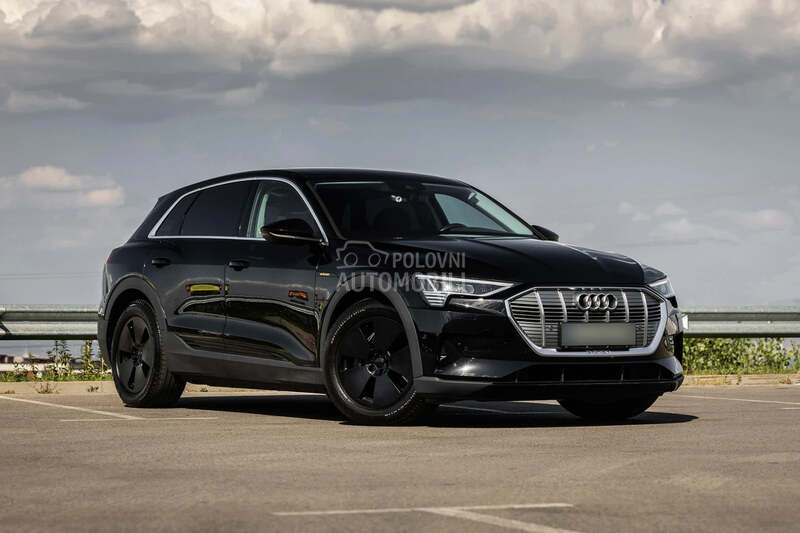 Audi e-tron 