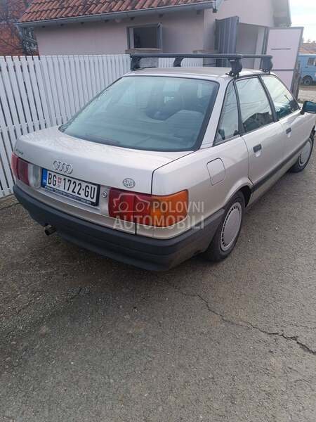 Audi 80 