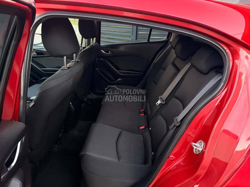Mazda 3 1.5D/BOSE/KAMERA