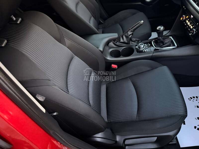 Mazda 3 1.5D/BOSE/KAMERA