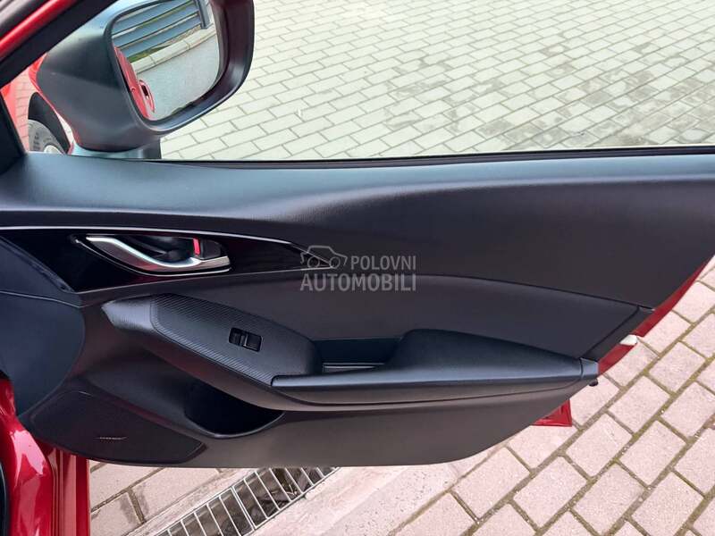 Mazda 3 1.5D/BOSE/KAMERA