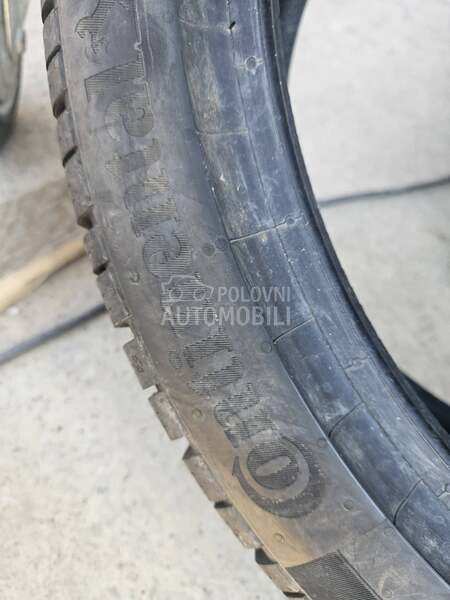 Continental 225/40 R19 Zimska