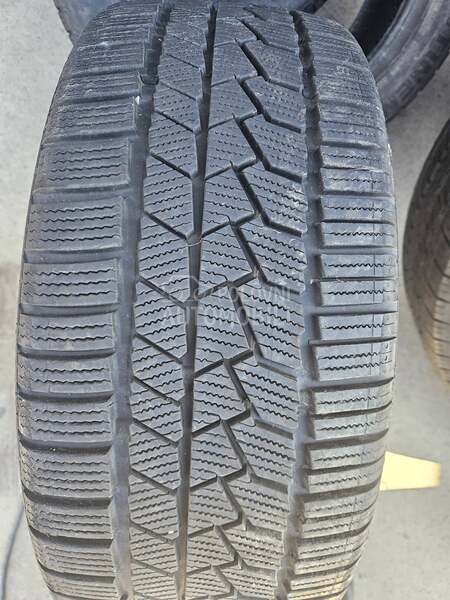 Continental 225/40 R19 Zimska