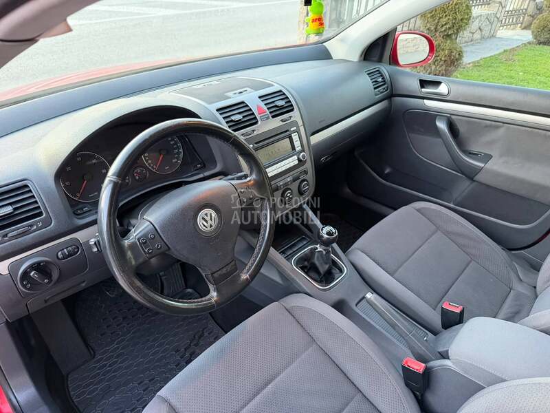 Volkswagen Golf 5 