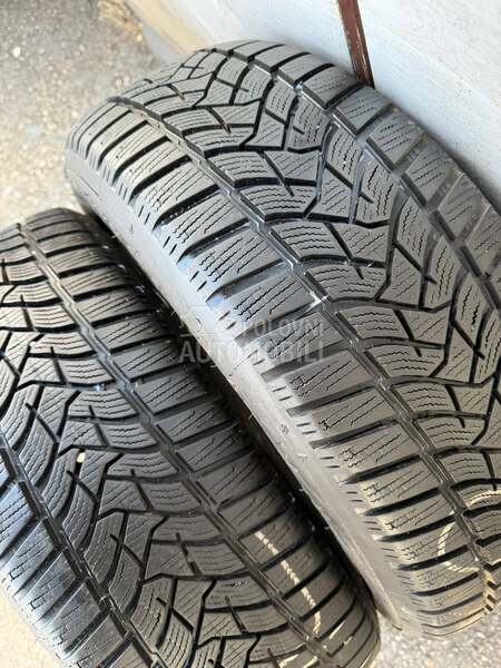 Dunlop 205/60 R16 Zimska