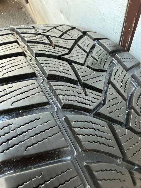 Dunlop 205/60 R16 Zimska