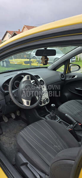 Opel Corsa D 1.2