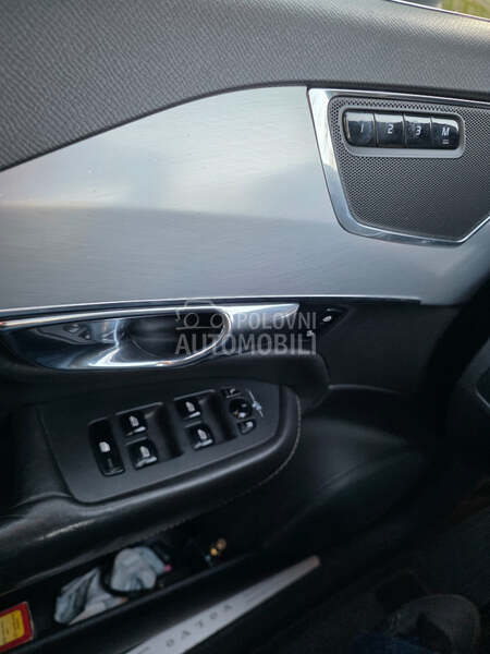 Volvo XC90 2.0 D5