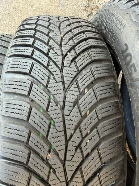 Continental 205/60 R16 Zimska