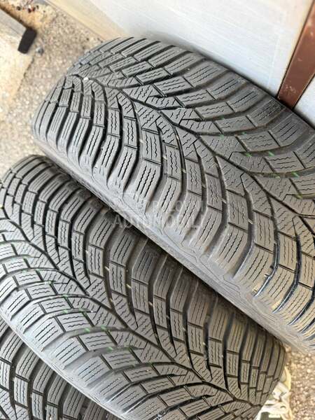 Continental 205/60 R16 Zimska