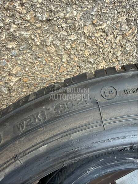 Bridgestone 205/40 R17 Zimska